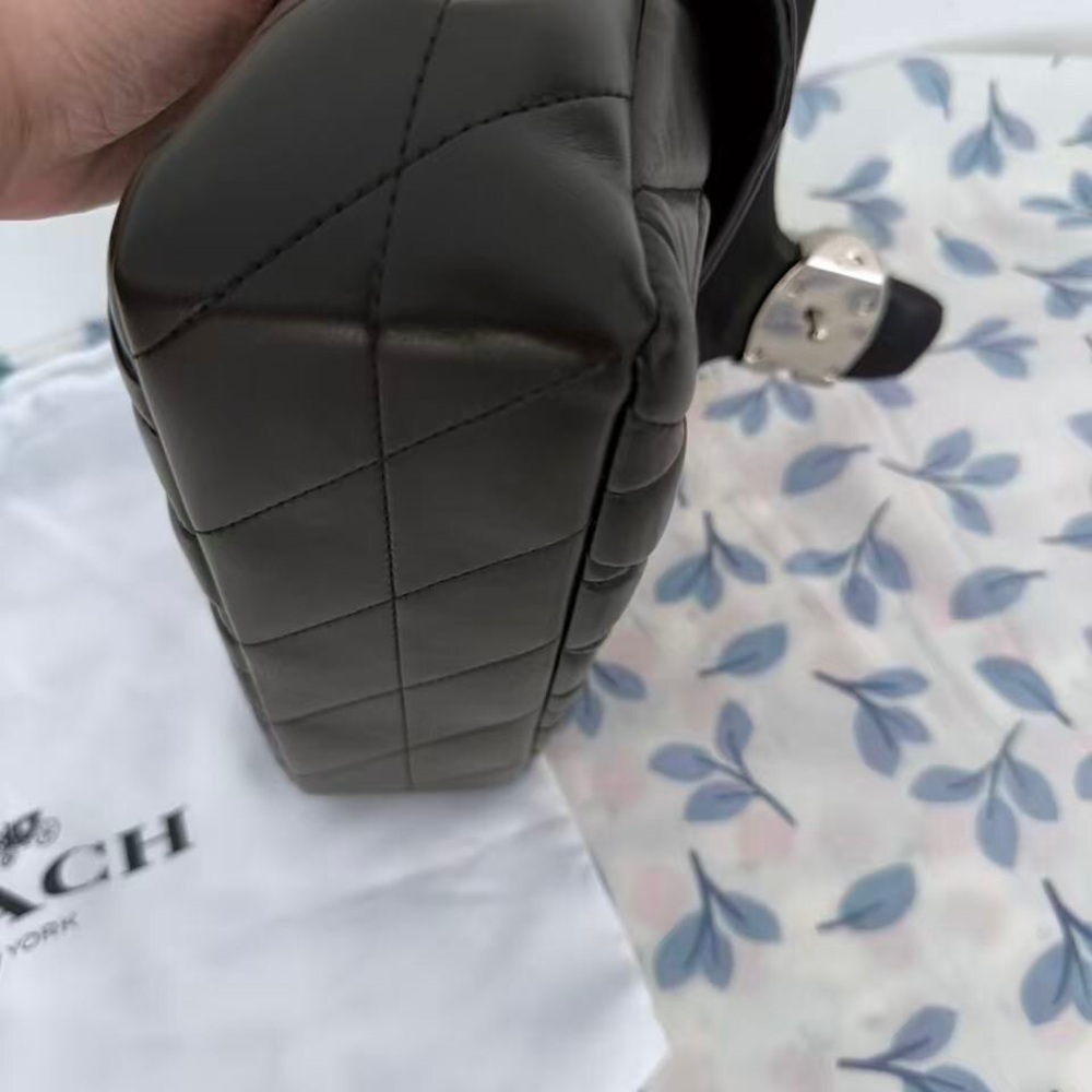 Coach Tabby 26  Classic Silver C Buckle Shoulder Bag - Picture 2 of 6